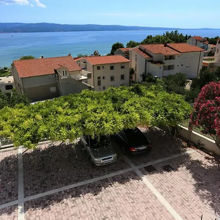 And With Parking Space Duce, Omis - 10303 Gasthuis
