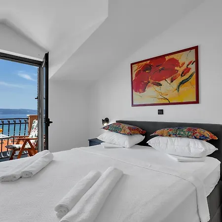 Apartments And Rooms With Parking Space Duce, Omis - 10303 3* Дуче