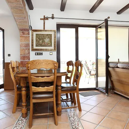 Apartments And Rooms With Parking Space Duce, Omis - 10303 Дуче